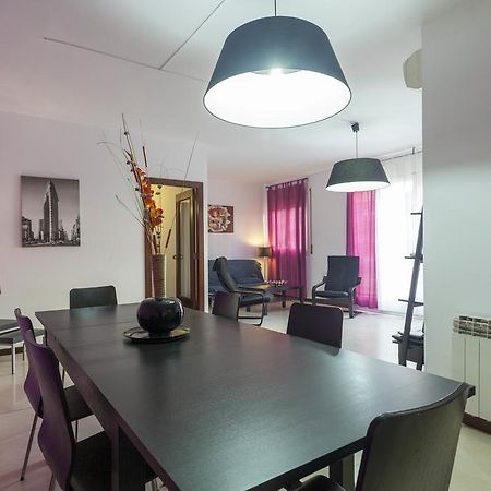 Apartment Sagrada Familia Barcelona Room photo